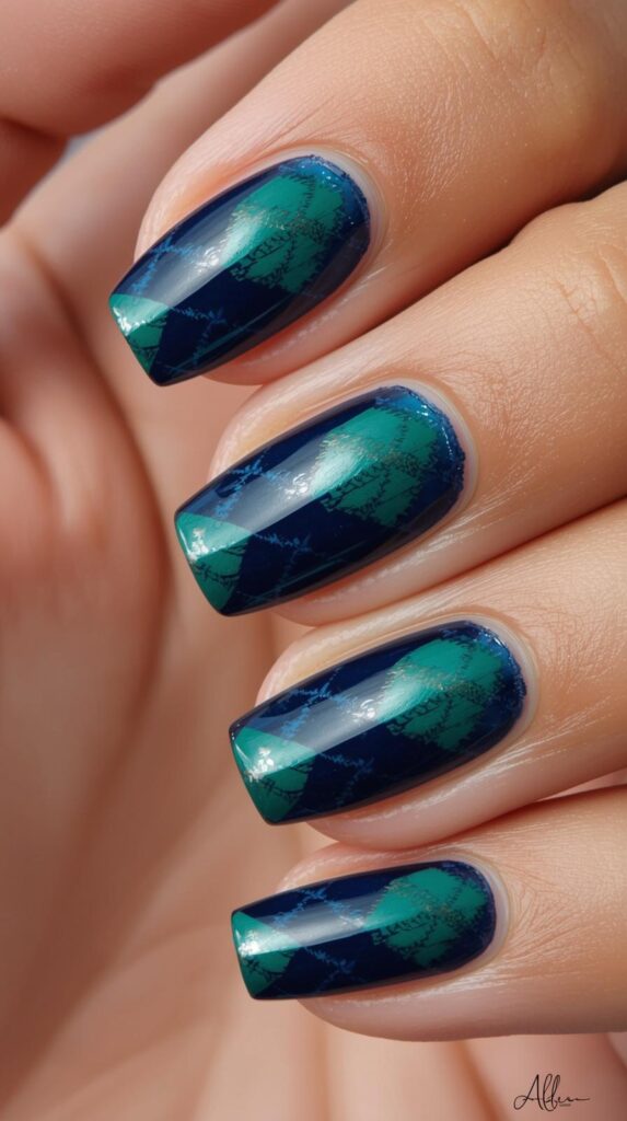 10. Short Argyle Nails