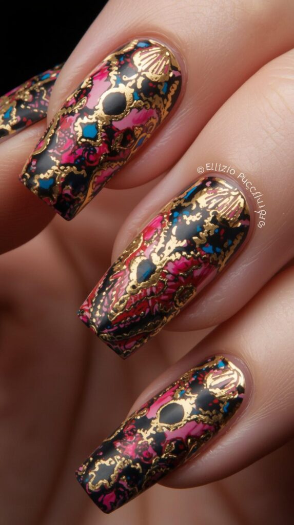 9. Gold Accent Pucci Nails